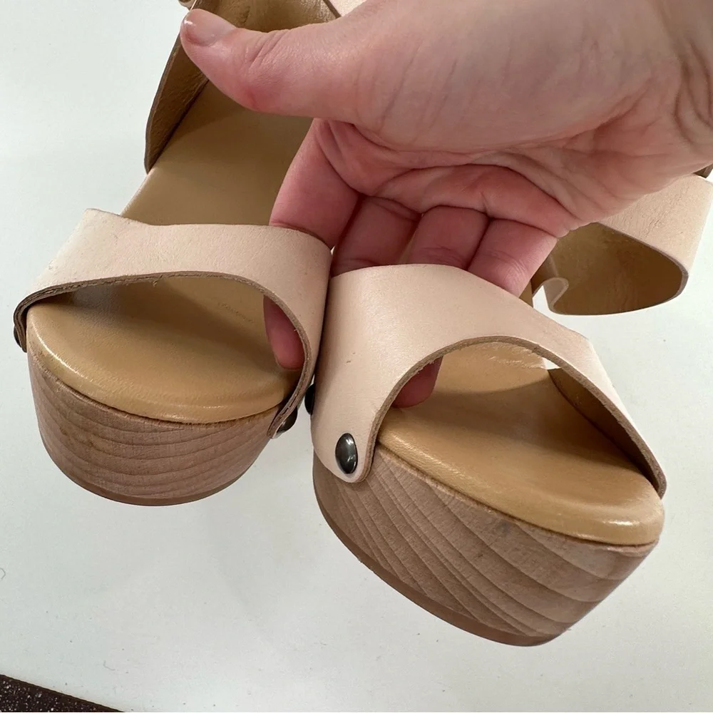 Sergio Rossi heels size 7.5 bone light pink Italian leather wooden platforms